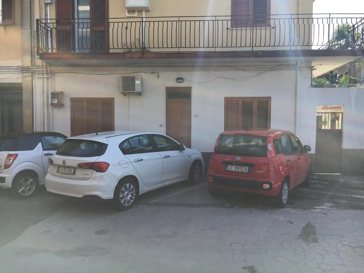 Il Mare A 100 M Da Casa Con Ampio Giardino Apartment Torregrotta