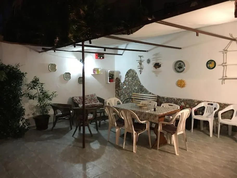 Il Mare A 100 M Da Casa Con Ampio Giardino Apartment Torregrotta